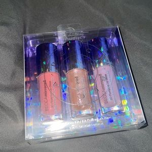 Becca Plumping Lipgloss